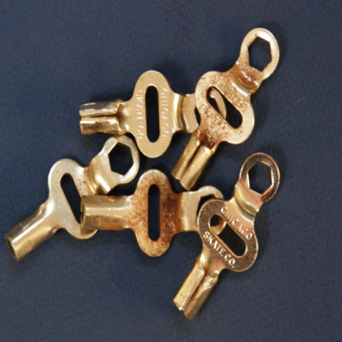 SKATE KEYS
original chicago skate company keys...
we love to watch people choose their key...
some want a shiny one, others a touch of rust...
most tell us it's going on their neck on a shoelace! SKATE KEYS
original chicago skate company keys...
we love to watch people choose their key...
some want a shiny one, others a touch of rust...
most tell us it's going on their neck on a shoelace!